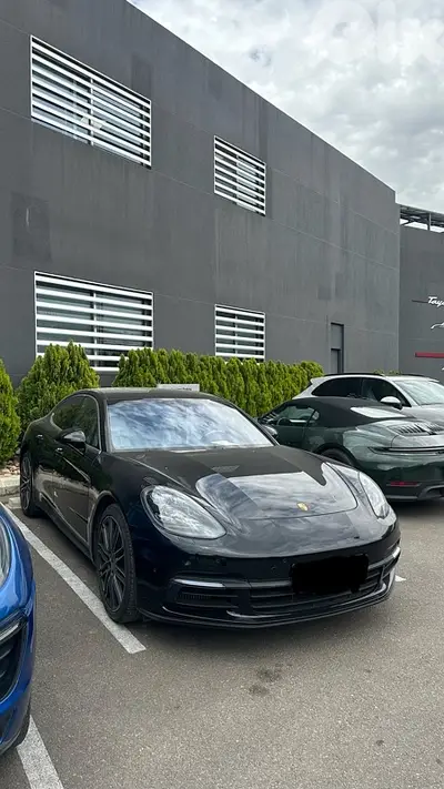 Porsche Panamera 4S 2017