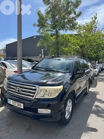 Toyota Land Cruiser VXR 2010 V8 Full Option