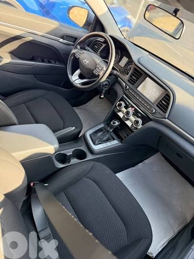 Hyundai Elantra 2019