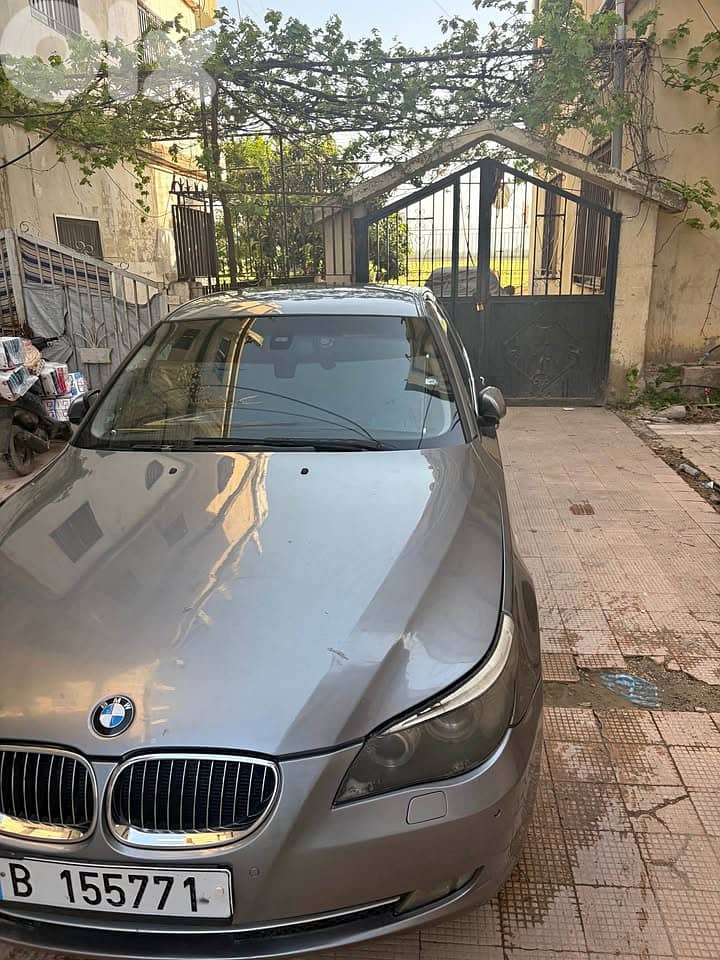 BMW 5-Series 2009 0