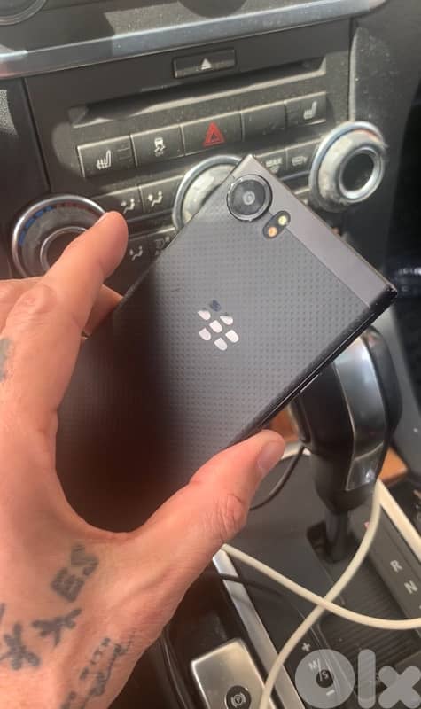 Blackberry Keyone Black Edition 0