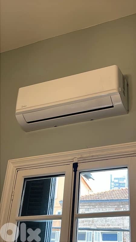 MIDEA AC 12000 btu like new 0