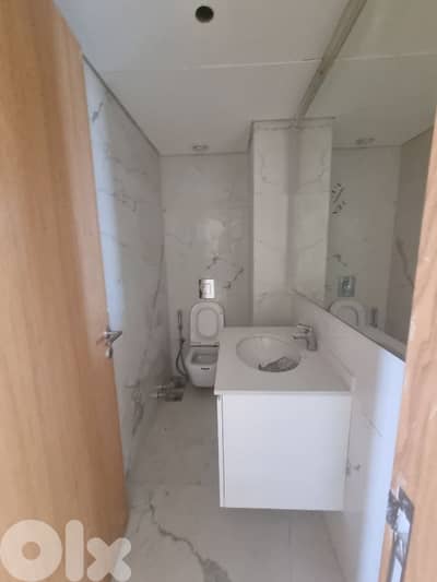 Apartment for sale in Ain Mreisseh 1,350.000$ للبيع في عين المريسة
