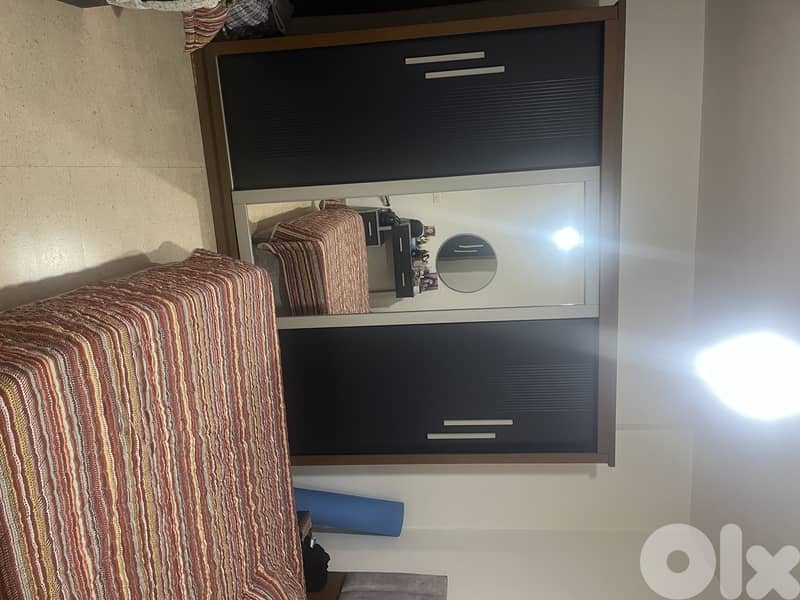 bedroom 0