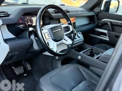 Defender 110 P400 V6 ( Clean Carfax ) 7 seats