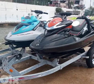 2 x Seadoo rxp 255hp supercharge 8000$ Excellent Condition بداعي السفر 2 x Seadoo rxp 255hp supercharge 8000$ Excellent Condition بداعي السفر