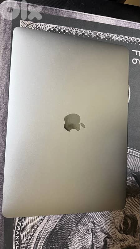 MACBOOK AIR M1 chip super clean 91%BT 0