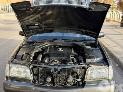 Mercedes-Benz S-Class 1993 S500 1993 super clean car balck/black