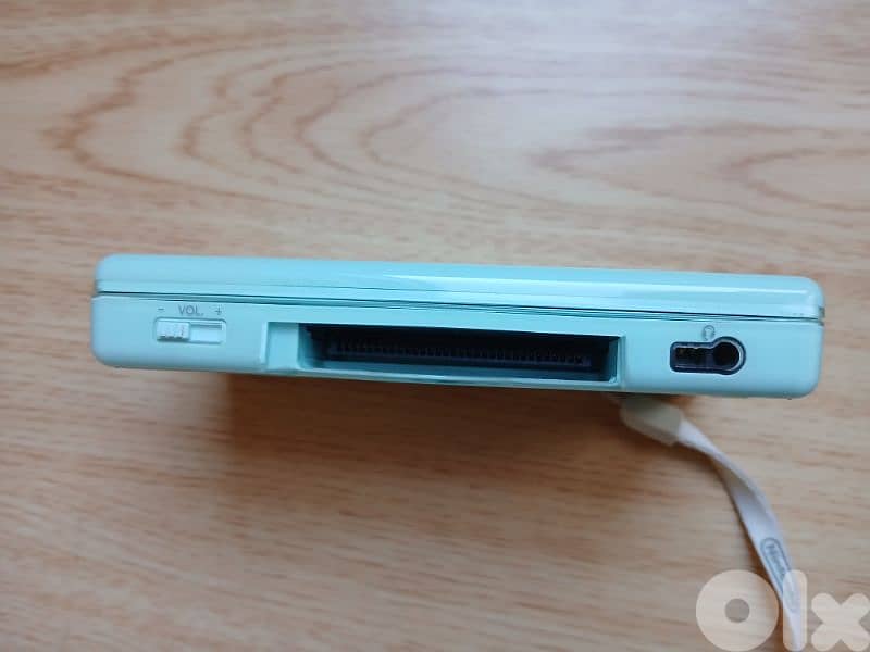 Nintendo DS Lite 4