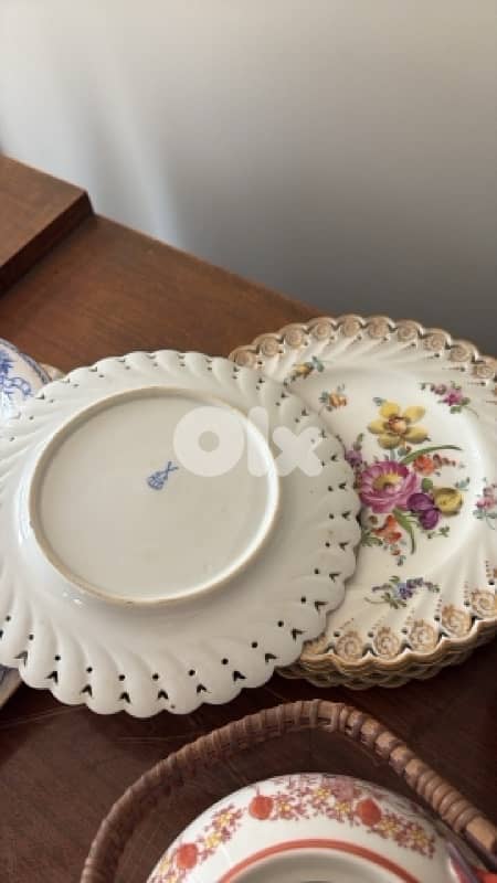 Service de 6 assiettes en porcelaine allemande de Saxe 1