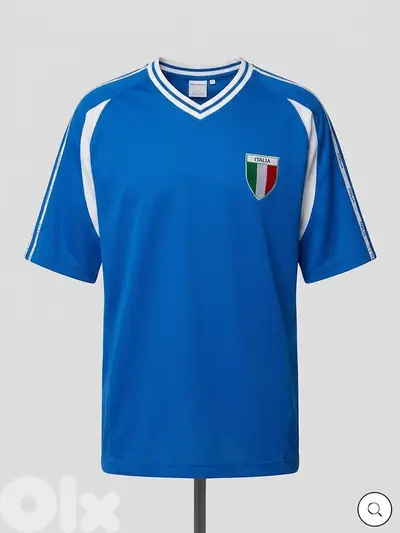 Italy euro 2004 shirt