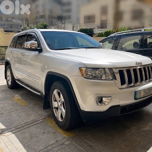 Jeep Grand Cherokee 2011 0