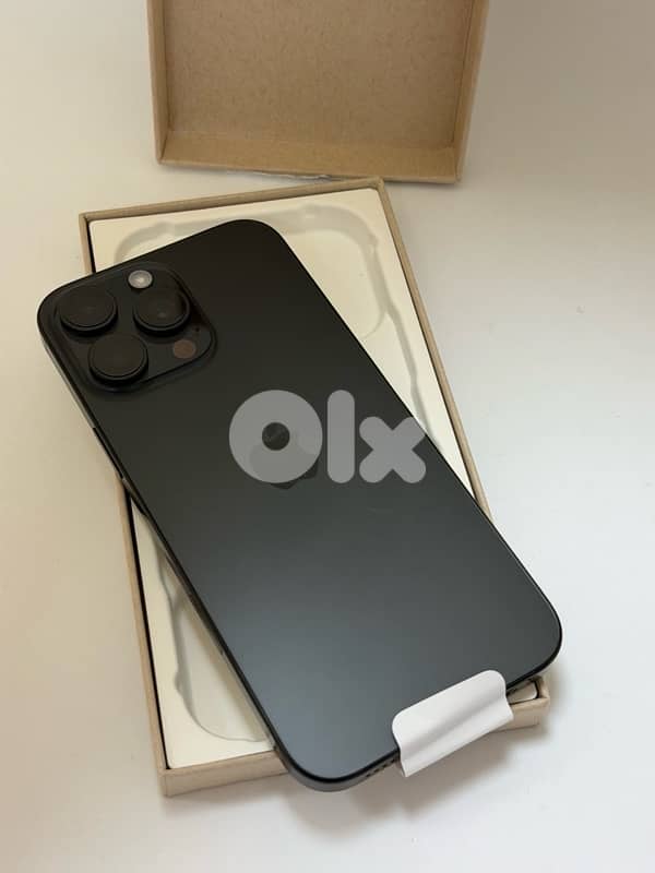 iPhone 16PM 256GB Sim Titanium Black 0