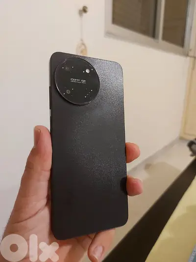 realme 11 8/256GB ktir ndif