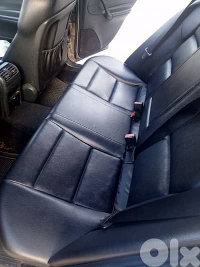 Mercedes-Benz C-Class 2005
