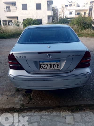 Mercedes-Benz C-Class 2005