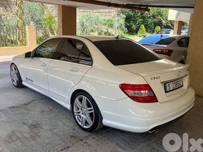Mercedes-Benz C-Class 2010