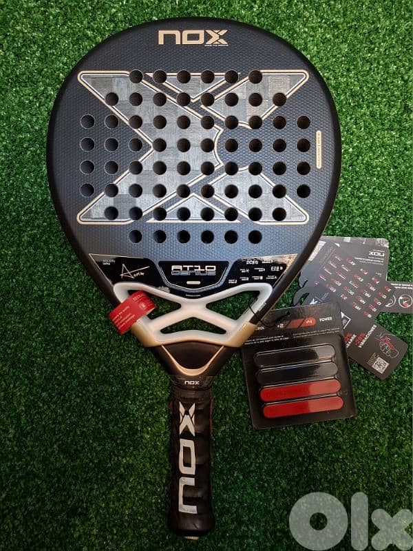 Nox AT10 Luxury Genius 18K Alum 2026 Augstin Tapia, padel racket 0