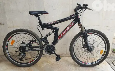 Canoga bike 21-speed shimano disc brakes