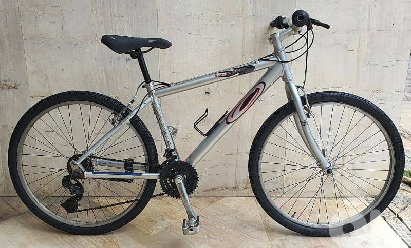 Carrera bike full light Aluminium 21 speed shimano 0
