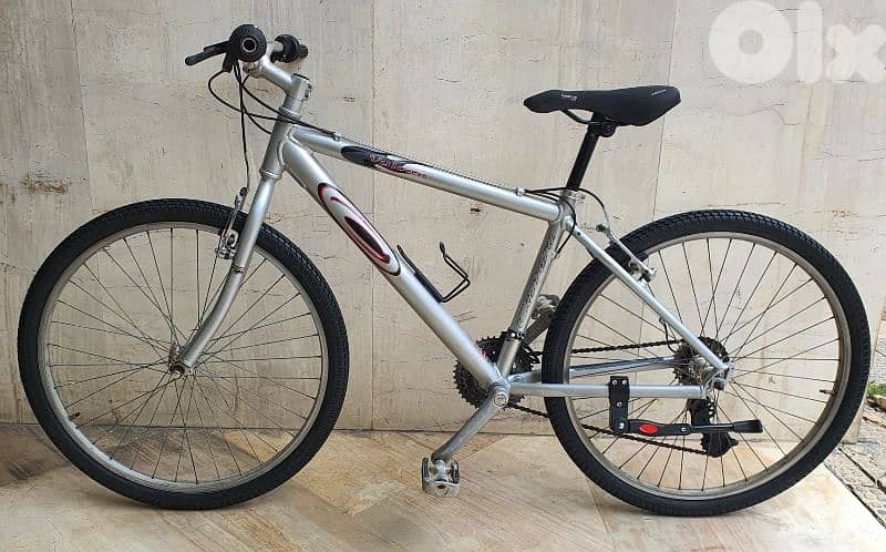 Carrera bike full light Aluminium 21 speed shimano 2
