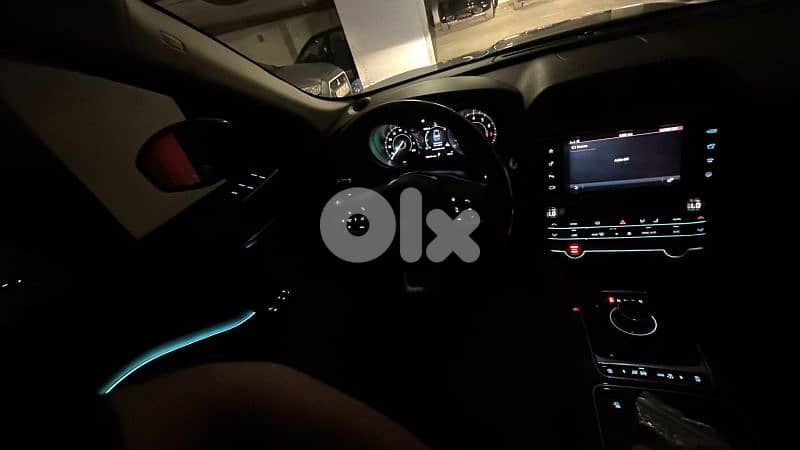 Jaguar F-Pace 2018 0