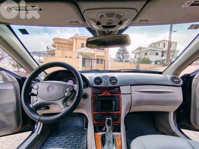 Mercedes-Benz CLK-Class 2004