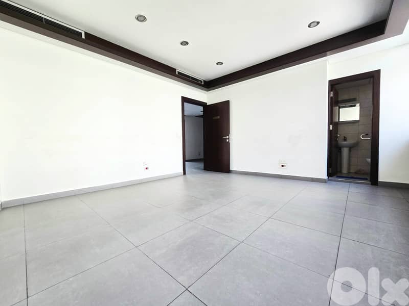 RAO26-5099 Office 230m2 for Rent – Verdun | Prime Location 0
