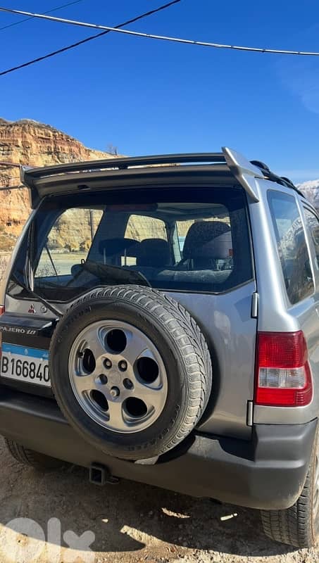 Mitsubishi Pajero 1999 0