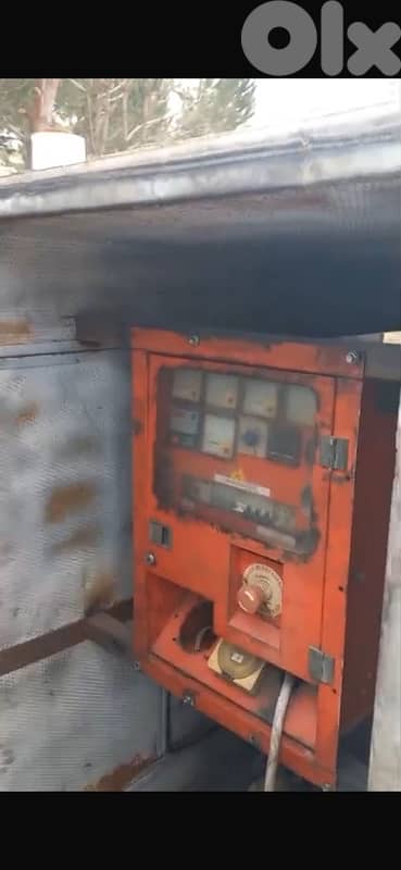 Perkins 30kva used good condition plus katem $3500 aley 2