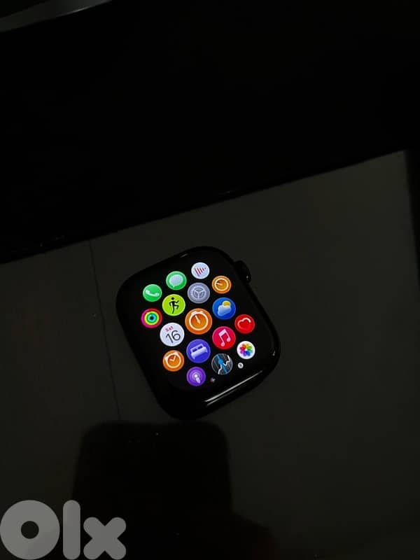 Apple Watch Series 10 - 42mm Aluminum + GPS 3