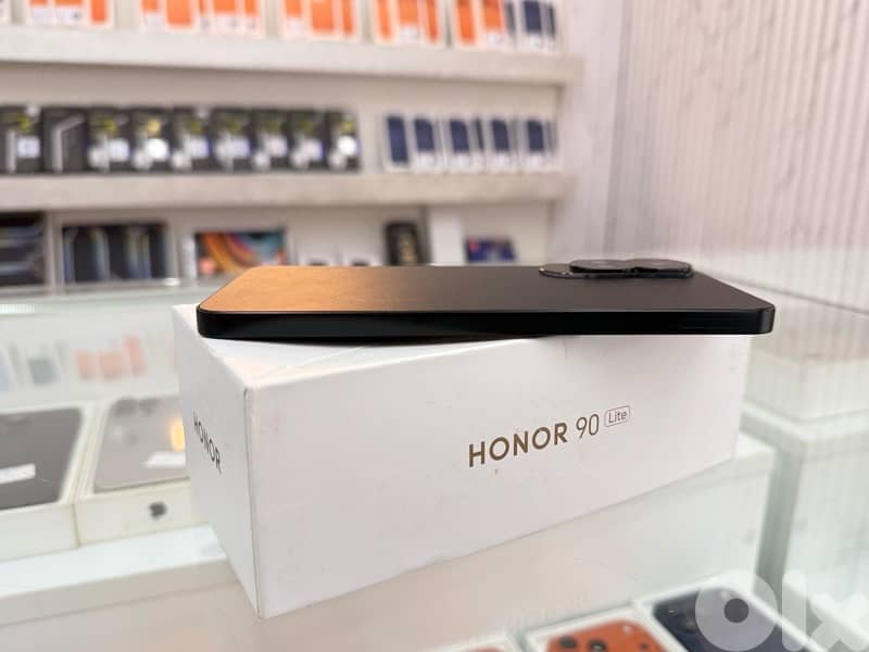Honor 90 lite 256 Gb 8 Ram - mint condition 3