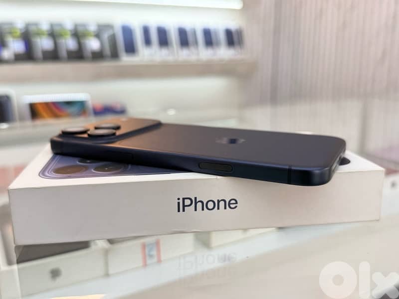 IPhone 17 pro max 512 Gb Like new in excellent condition Price 2