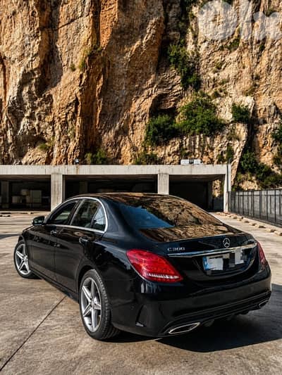 Mercedes-Benz C-Class 2017