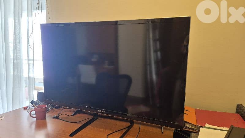 SONY TV 46" 0