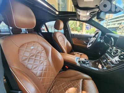 2018 Mercedes C300 4Matic Designo (Clean Carfax)