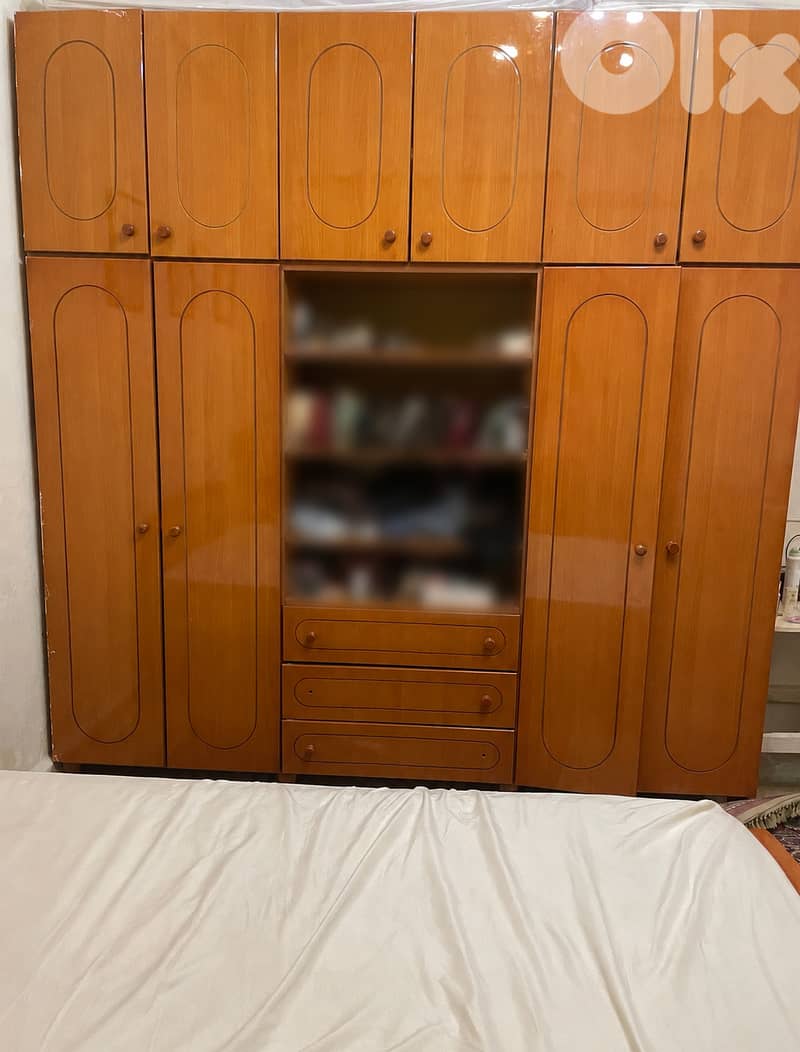 used closet 0