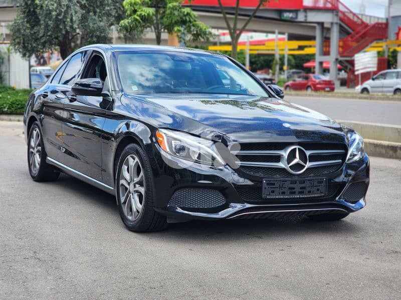 2017 C300 Clean Carfax 0
