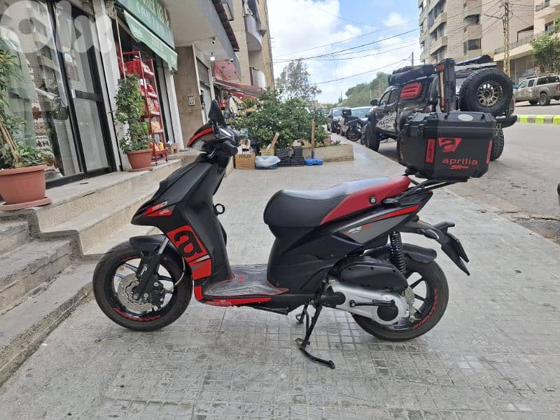 for sale Aprilia sr150 3