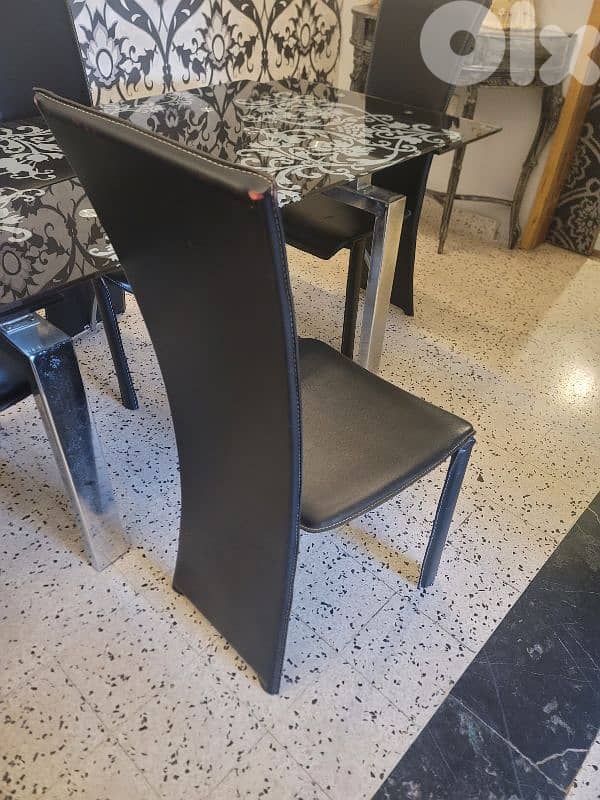 dining room 0