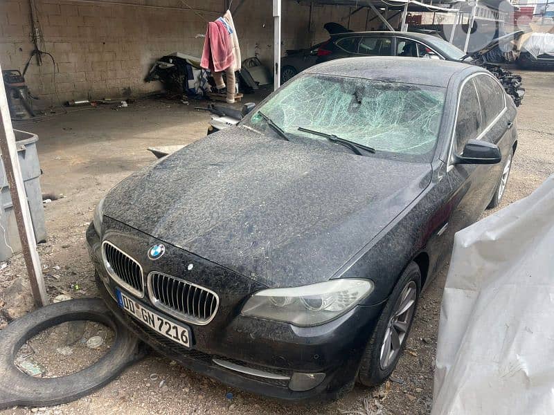 BMW i528 2011 0