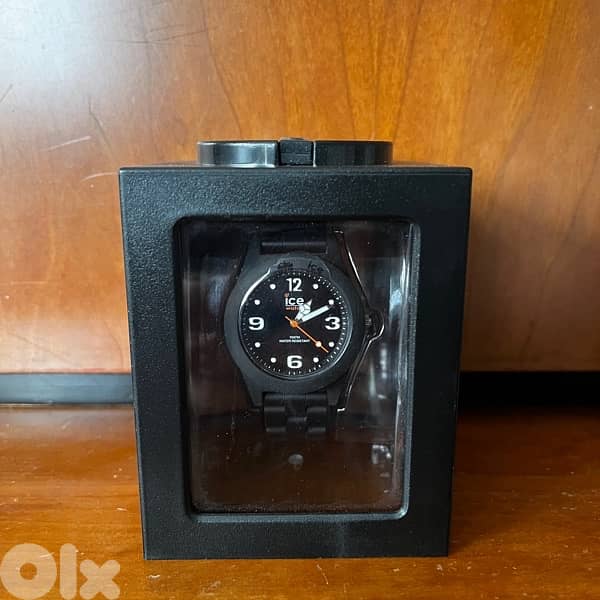 ICE Watch Slim Black Matte 0