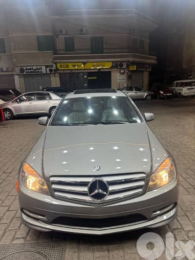 Mercedes-Benz C-Class 2011