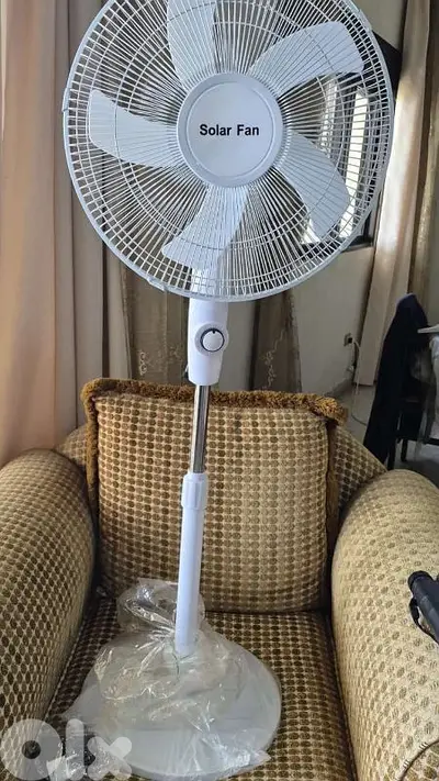 solar rechargeable Fan