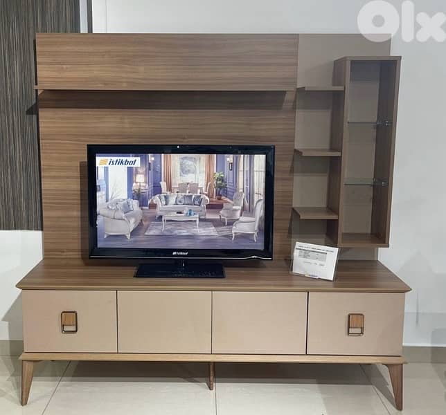 TV Unit 0