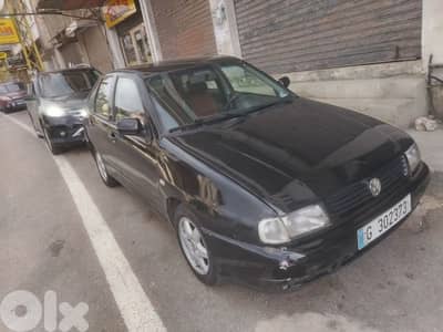 فولكسفاغن بولو 2001