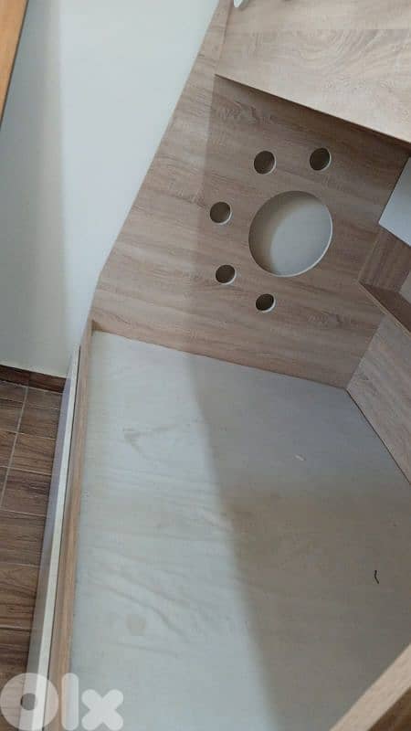 2 beds and one sliding drawer 0