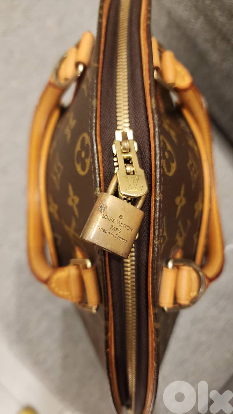 Louis Vuitton 1
