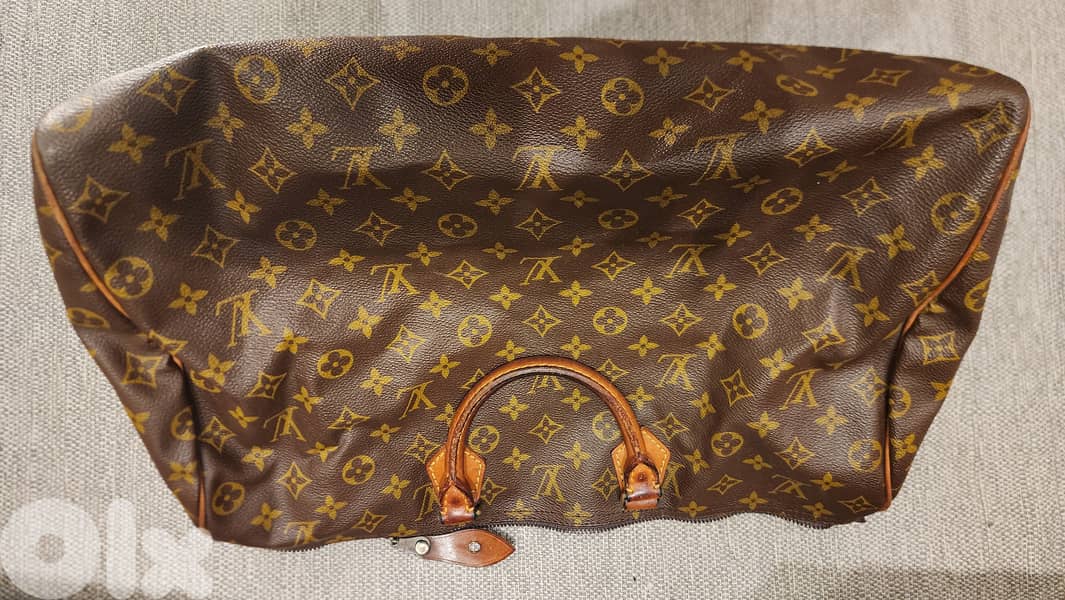 Louis Vuitton 9