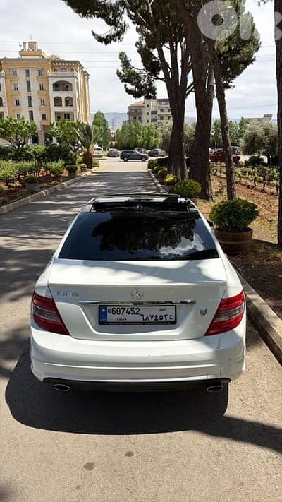 Mercedes-Benz C-Class  c300 2010